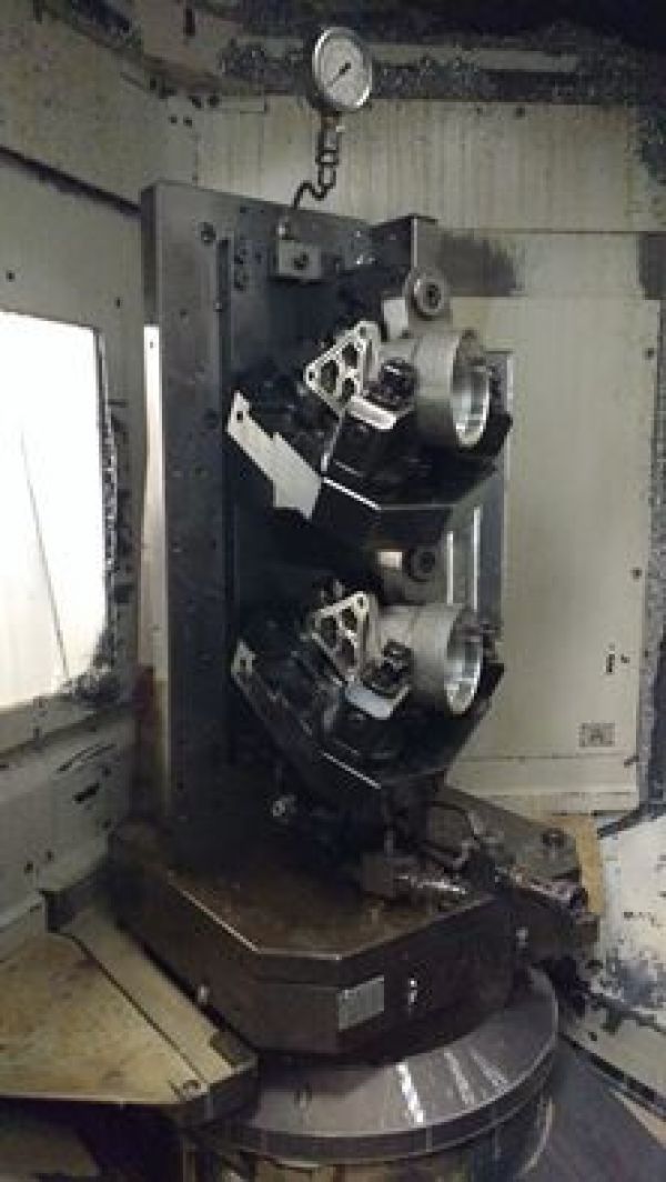 Centro de Usinagem Horizontal MORI SEKI NH 4000 DCG – TRIPLO PALLET