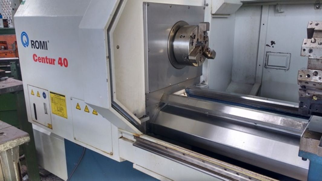 Torno CNC ROMI CENTUR 40
