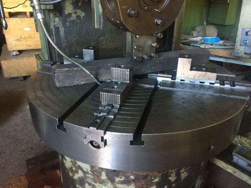 Torno Vertical STANKOIMPORT 1516