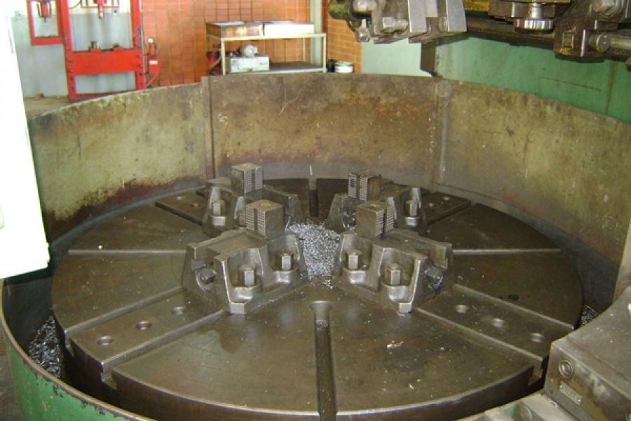 Torno Vertical STANKOIMPORT 1511