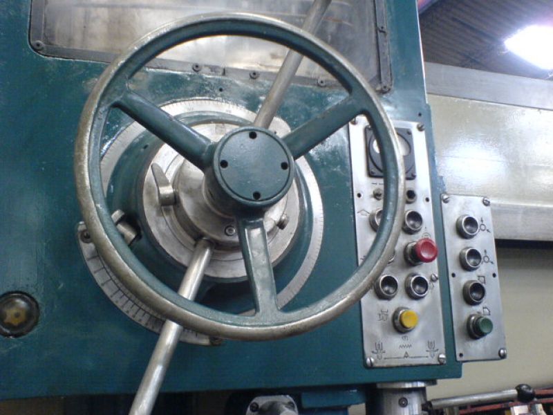 Furadeira Radial STANKOIMPORT 2M58