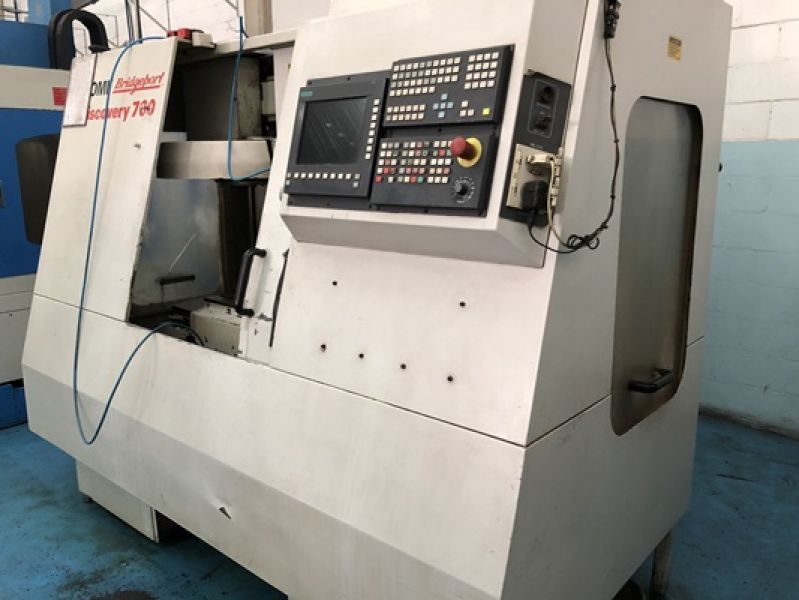 Centro de Usinagem Vertical ROMI BRIDGEPORT DISCOVERY 760