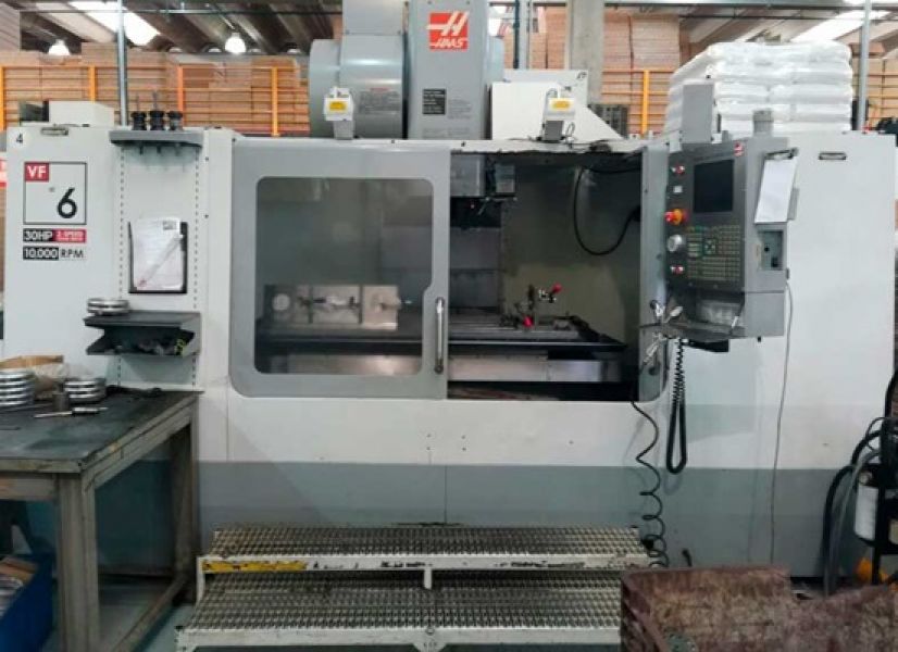 Centro de Usinagem Vertical HAAS VF-6