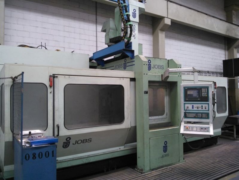 Centro de Usinagem Vertical 5 Eixos JOBS JOMACH 131