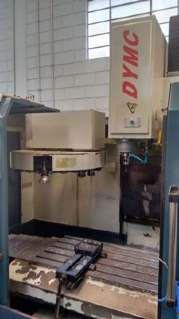 Centro de Usinagem Vertical DYNA 4120