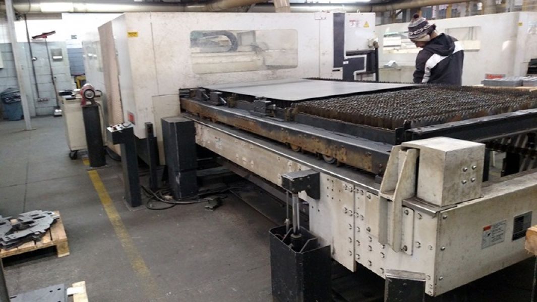 Corte a Laser MAZAK HYPERGEAR 510