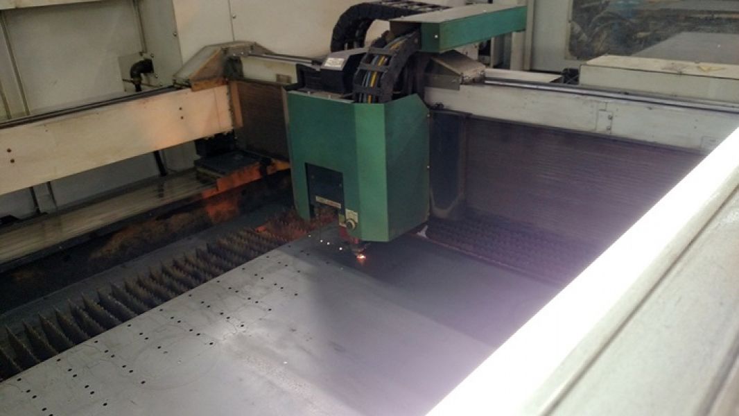 Corte a Laser MAZAK HYPERGEAR 510