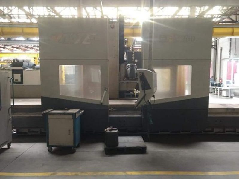 Fresadora CNC MTE BF5200
