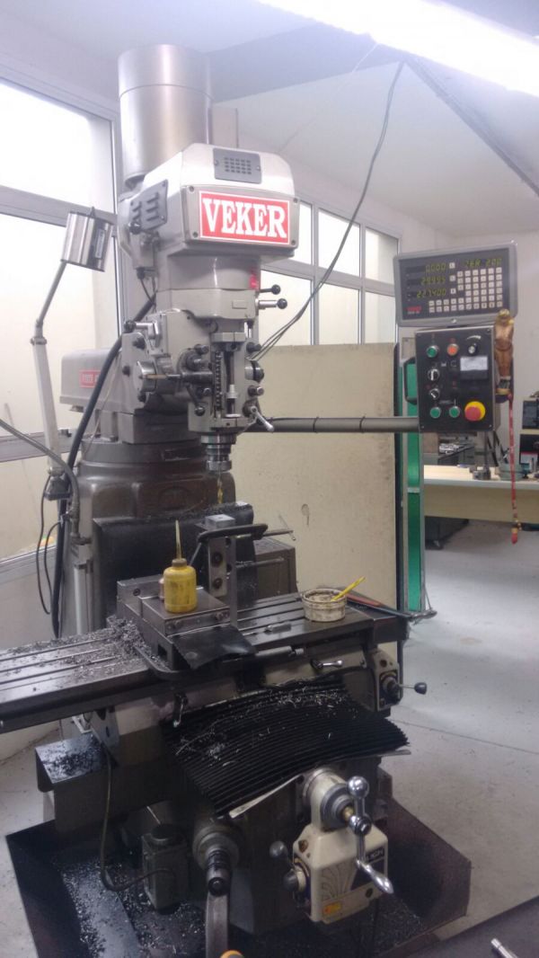 Fresadora Ferramenteira VEKER 430I