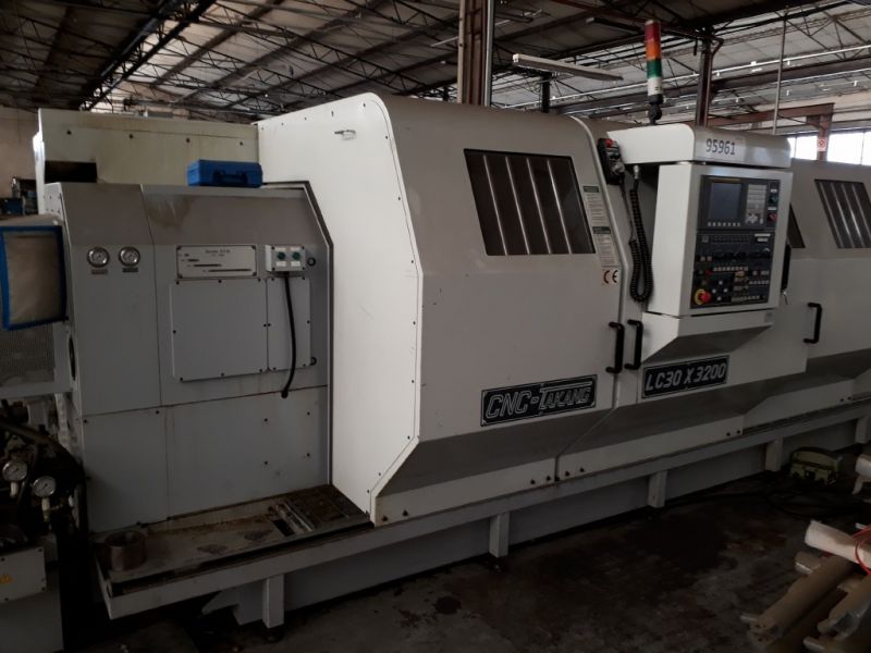Torno CNC TAKANG LC-30x3200