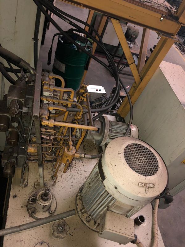 Brochadeira Vertical VARINELLI BV-25-1600