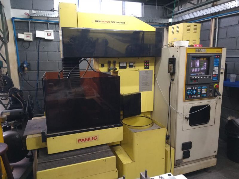 Eletroerosão a Fio FANUC TAPE CUT W2