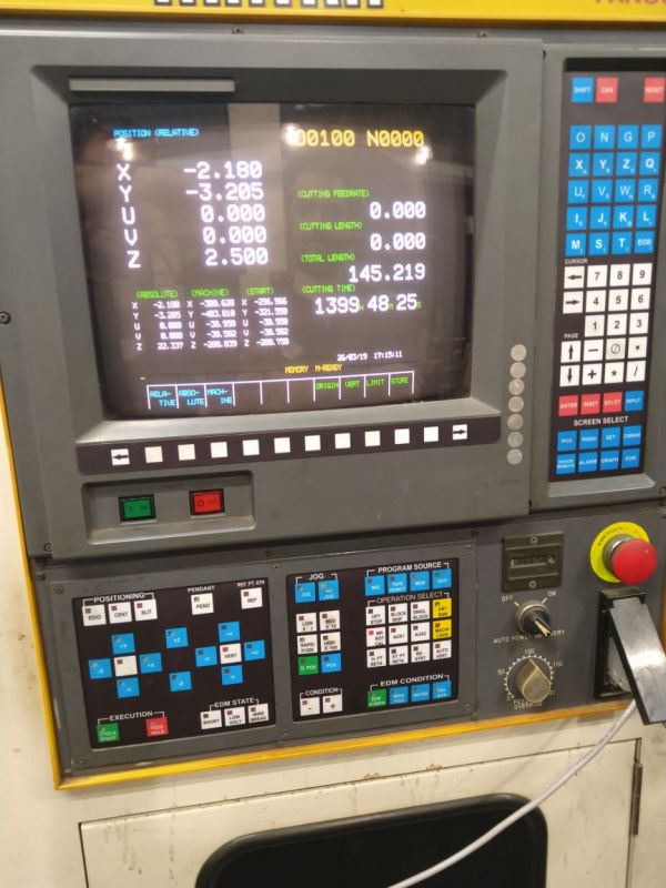 Eletroerosão a Fio FANUC TAPE CUT W2