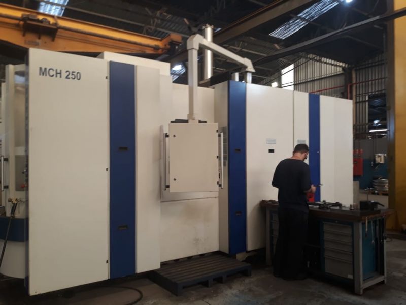 Centro de Usinagem Horizontal HELLER MCH-250