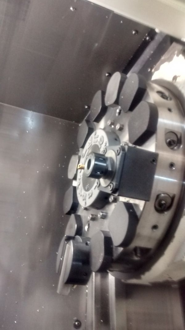Torno CNC OKUMA GENOS L200E-M 