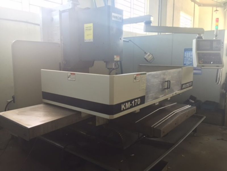Fresadora CNC EURON KM-170