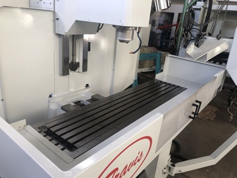 Fresadora CNC TRAVIS M-7
