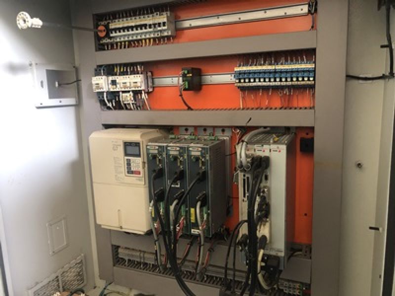 Fresadora CNC TRAVIS M-7