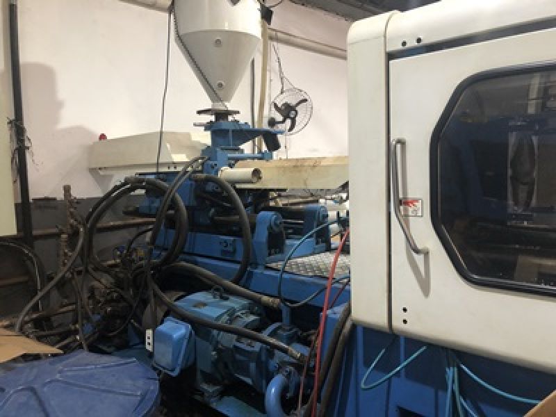 Injetora de Plástico TSONG CHERNG EUROMAQ E-255