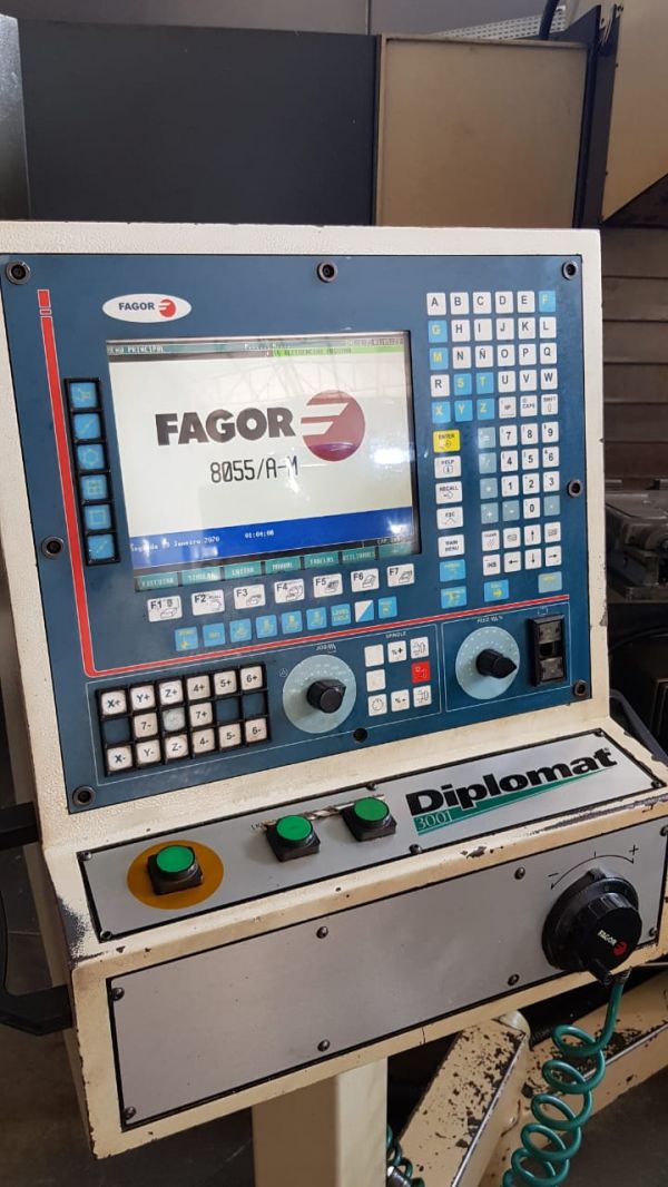 Fresadora CNC PETRUS DPT-80160R