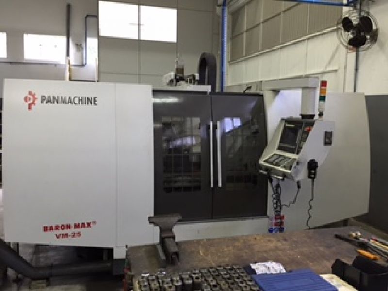 Centro de Usinagem Vertical PANMACHINE BARON MAX VM-25