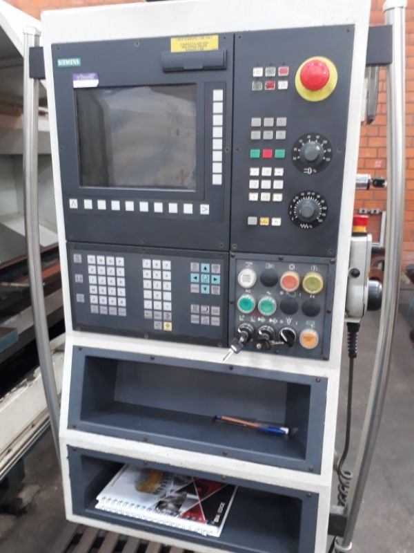 Torno CNC ROMI CENTUR 50B