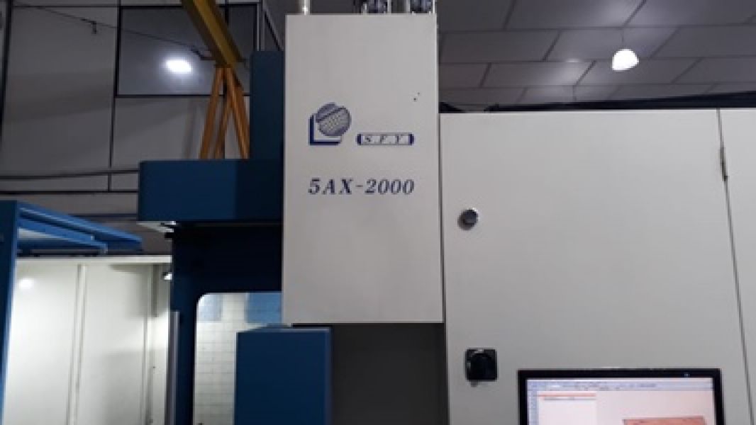 Centro de Usinagem Portal 5 eixos SFY 5AX-2000