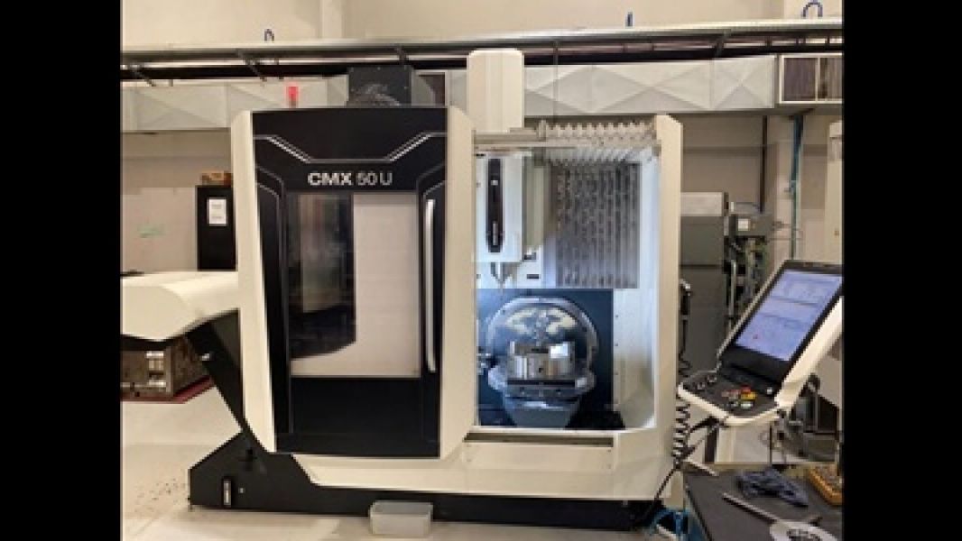 Centro de Usinagem Vertical 5 eixos DMG MORI SEIKI CMX 50U
