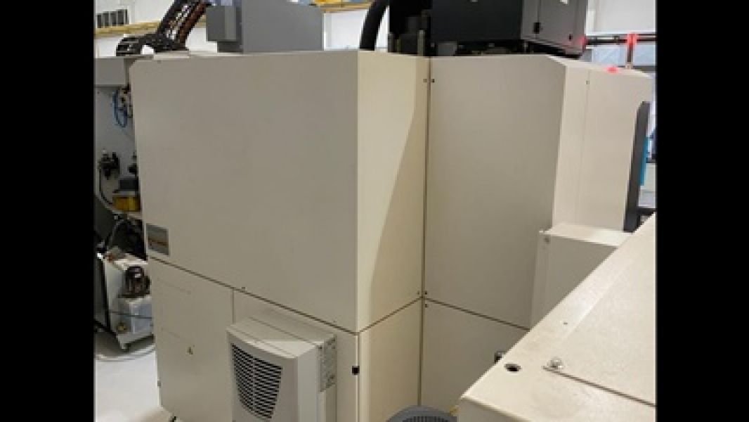 Centro de Usinagem Vertical 5 eixos DMG MORI SEIKI CMX 50U