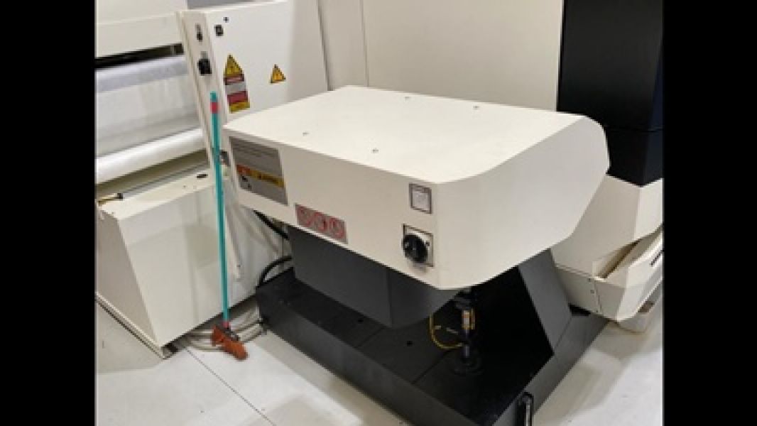 Centro de Usinagem Vertical 5 eixos DMG MORI SEIKI CMX 50U