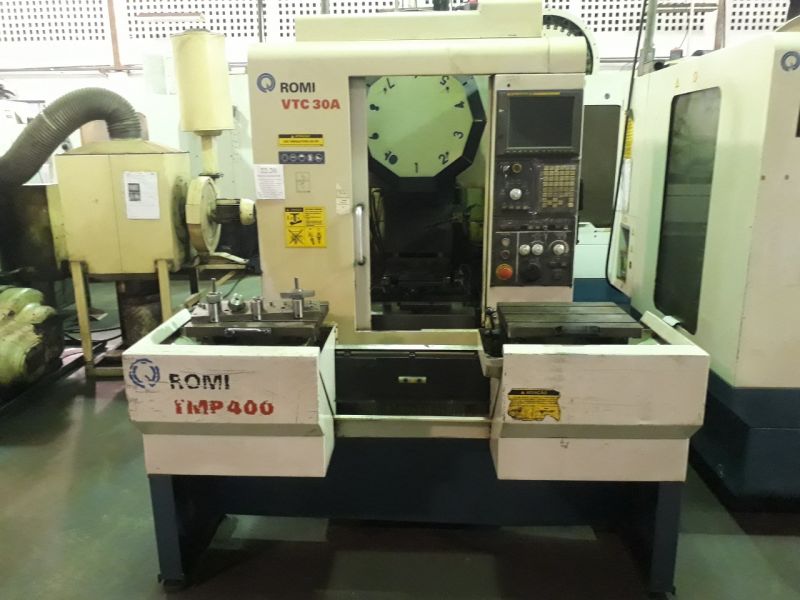 Centro de Usinagem Vertical ROMI VTC30A