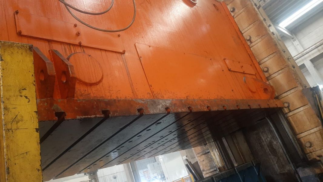 Prensa Excêntrica ERFURT (2.000 ton)