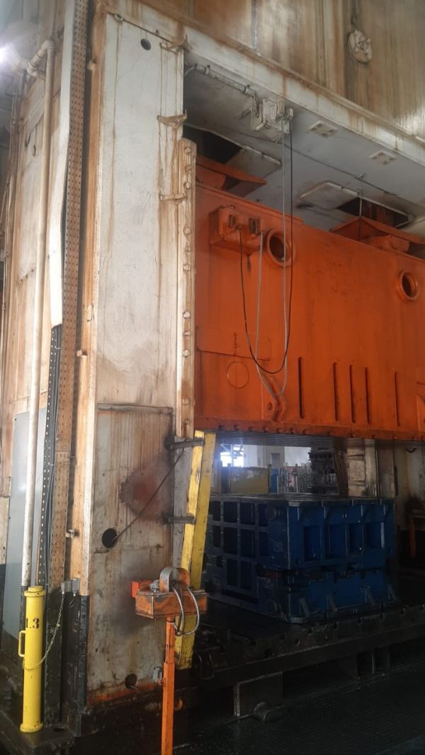 Prensa Excêntrica ERFURT (1.250 ton)