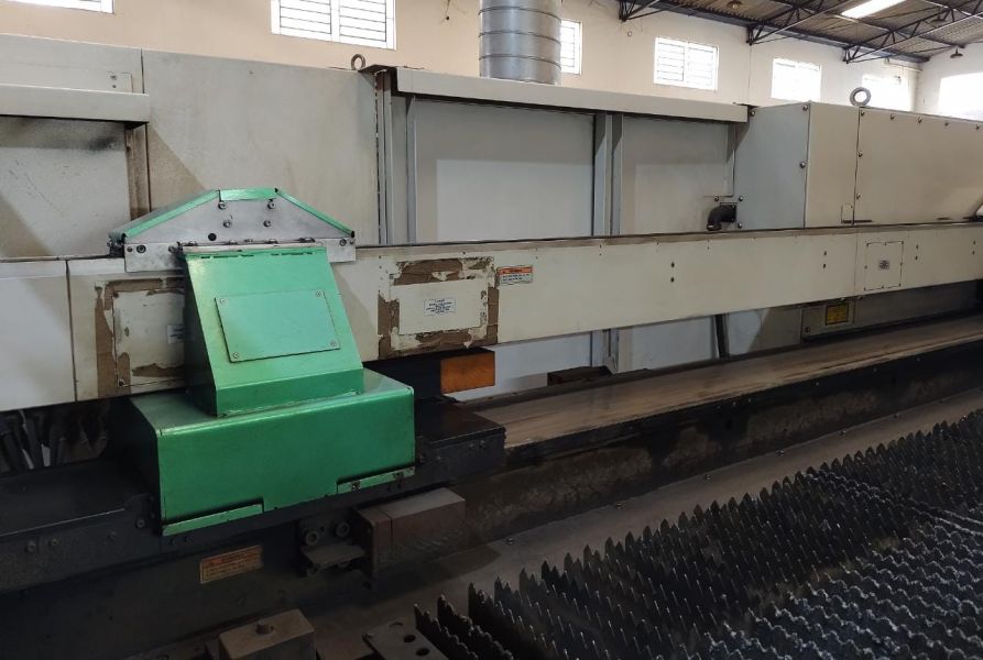 Corte a Laser MAZAK HYPERGEAR 510 CHAMPION