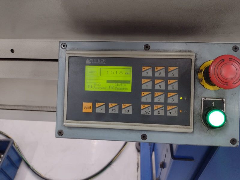 Torno CNC INDEX MC200