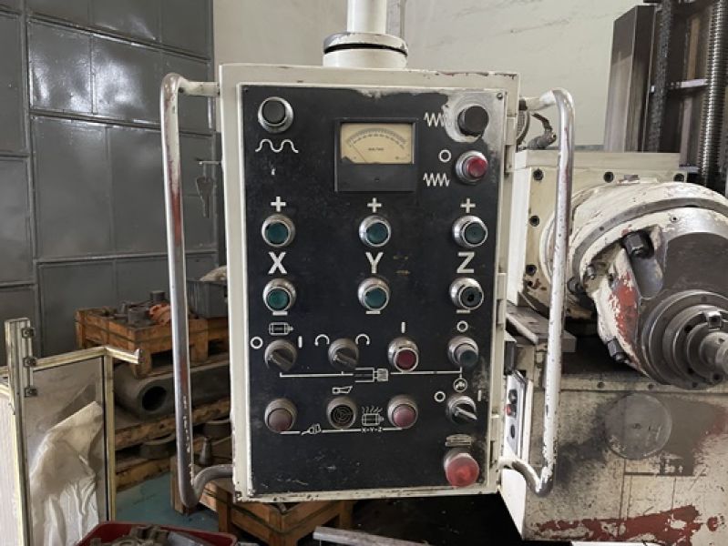 Fresadora CNC Floor-Type (Banco Fixo) ROMI U60M