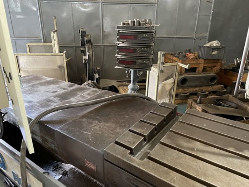 Fresadora CNC Floor-Type (Banco Fixo) ROMI U60M