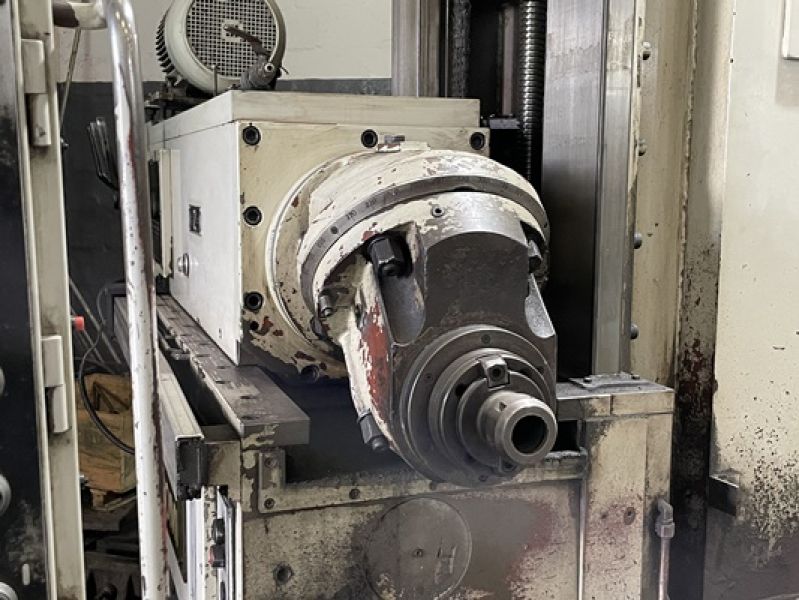 Fresadora CNC Floor-Type (Banco Fixo) ROMI U60M