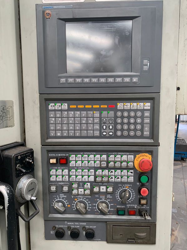 Centro de Usinagem Horizontal OKUMA MX-40HA