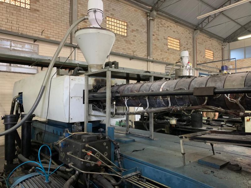 Injetora de Plástico ROMI PRIMAX 600R