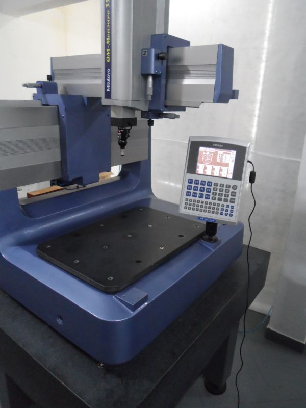 Tridimensional MITUTOYO QM-M353 