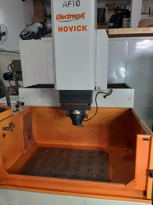 Eletroerosão por Penetração ELECTROCUT NOVICK AF10