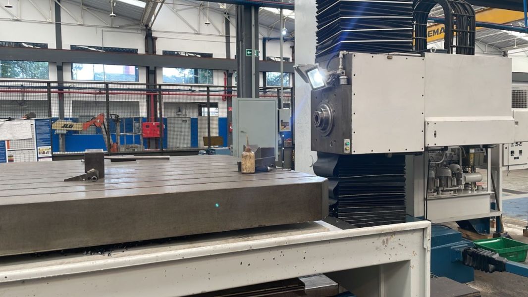 Mandrilhadora CNC WOTAN CUTMAX 3