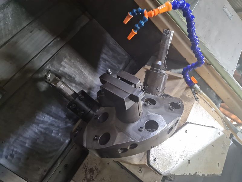 Torno CNC INDEX GU800