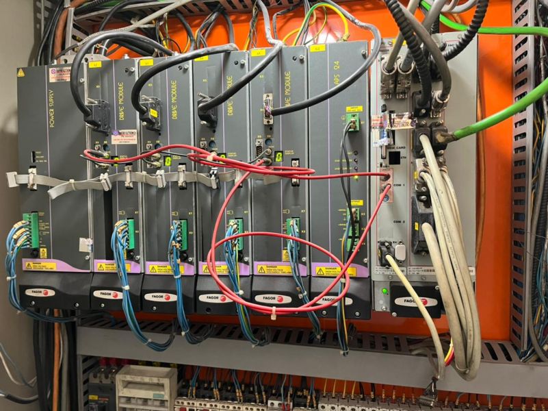 Mandrilhadora CNC SHARMAN 