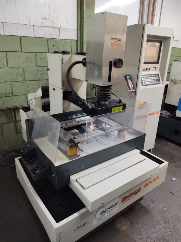 Eletroerosão a Fio ELECTROCUT NOVICK AR1300