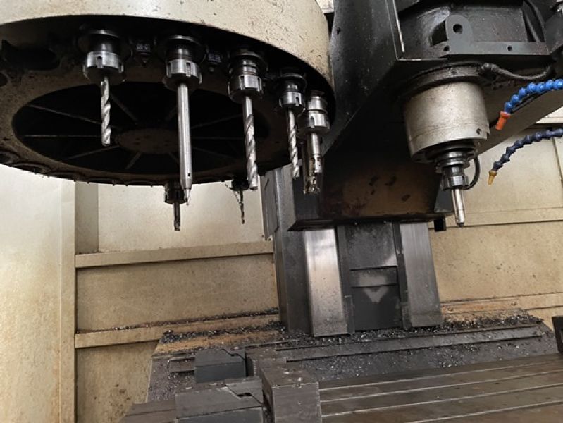 Centro de Usinagem Vertical FEELER FV-1300