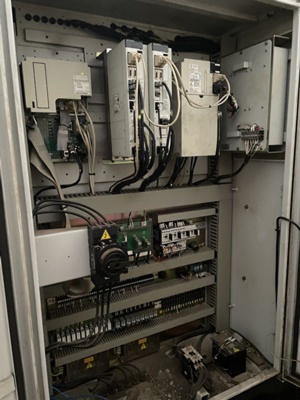 Centro de Usinagem Vertical FEELER FV-1300