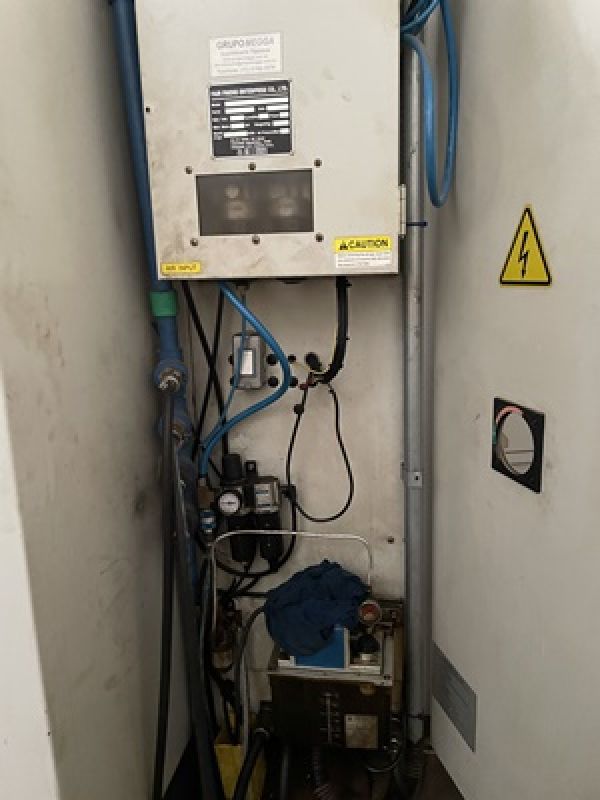 Centro de Usinagem Vertical FEELER FV-1300