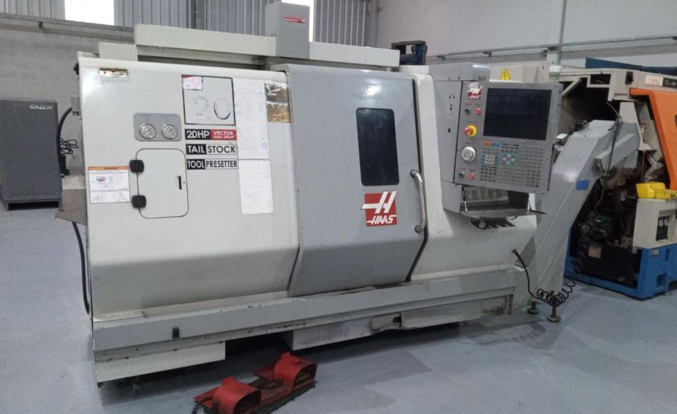 Torno CNC HAAS SL20T